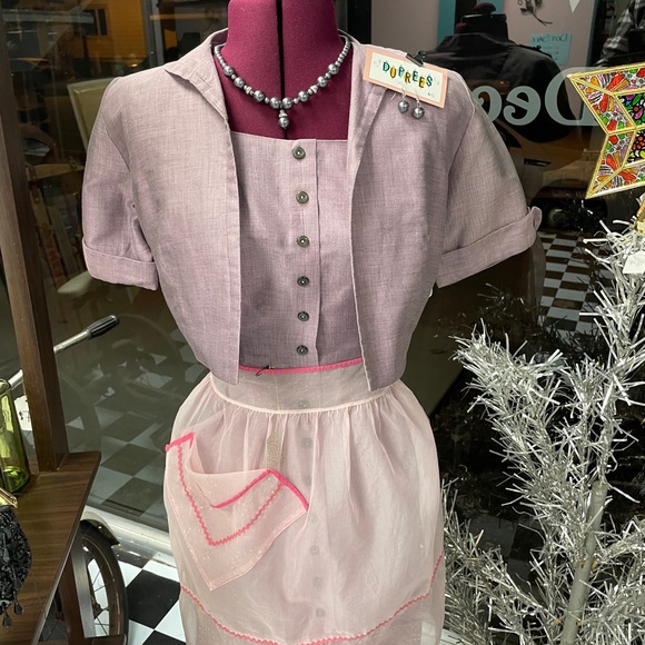 Meet your Posher, Geoffrey - Picture 4 of 15